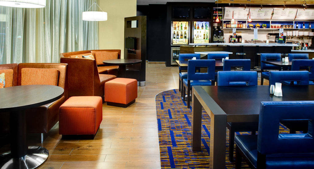 Courtyard 3* Highpoint